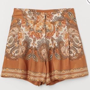 H&M Rust Paisley Print High Waited Shorts